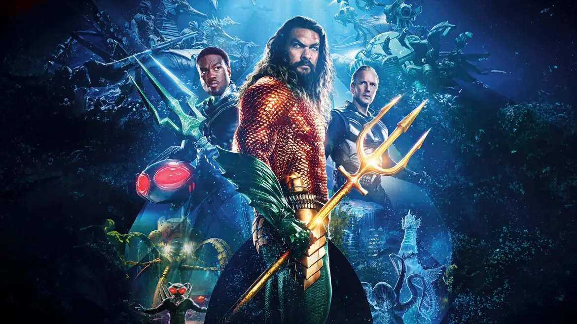 Arthur with Orm and Black Manta behind him